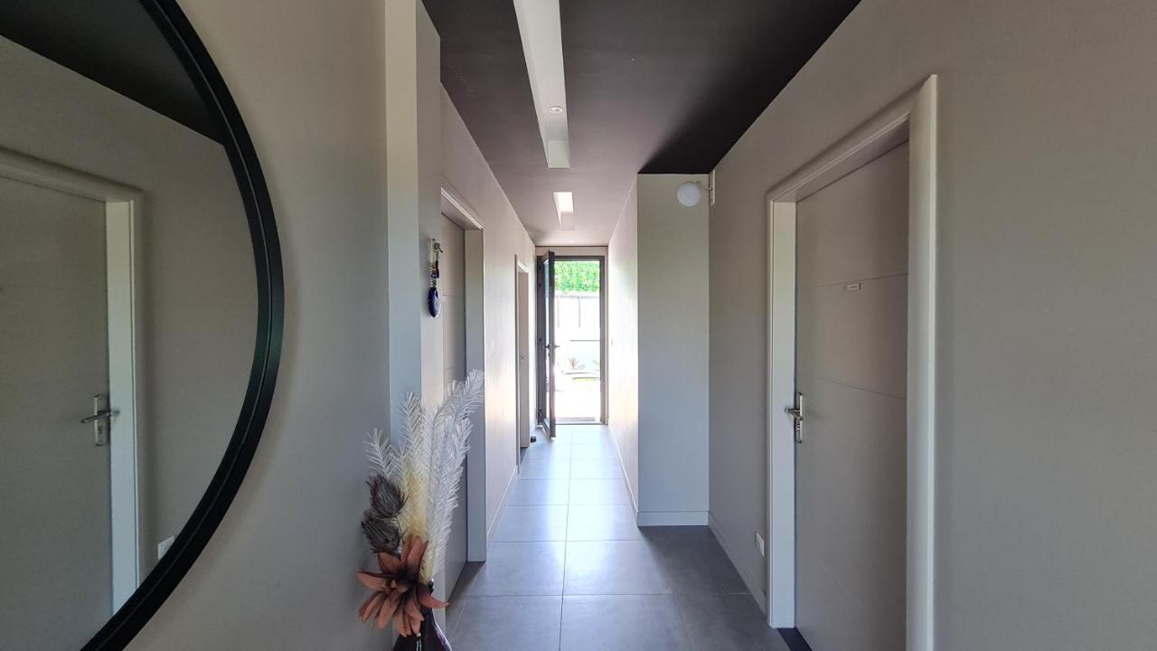 Villa Nc30 , Chambres Privatives Deluxe Ла Рошел Екстериор снимка