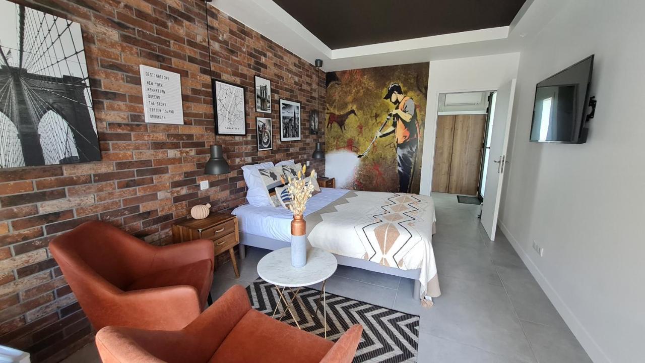 Villa Nc30 , Chambres Privatives Deluxe Ла Рошел Екстериор снимка